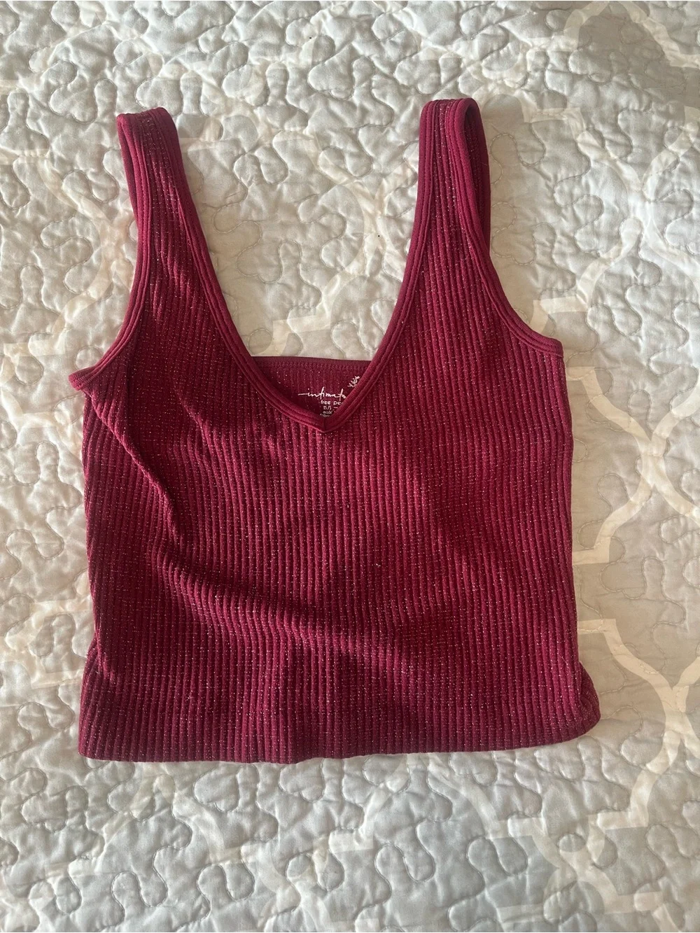 Sparkly Free People Ribbed V-Neck Crop Tank - Wine